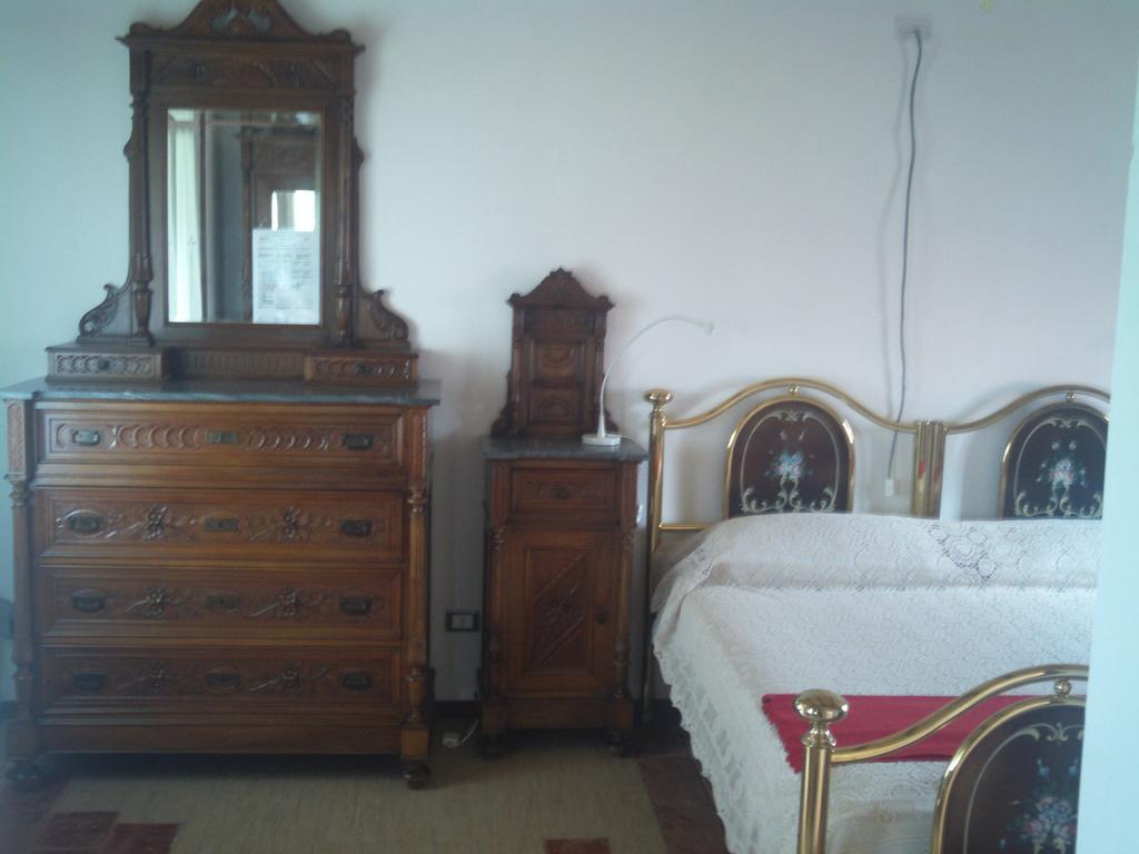 B&B Balestruccio Pombia Pokoj fotografie